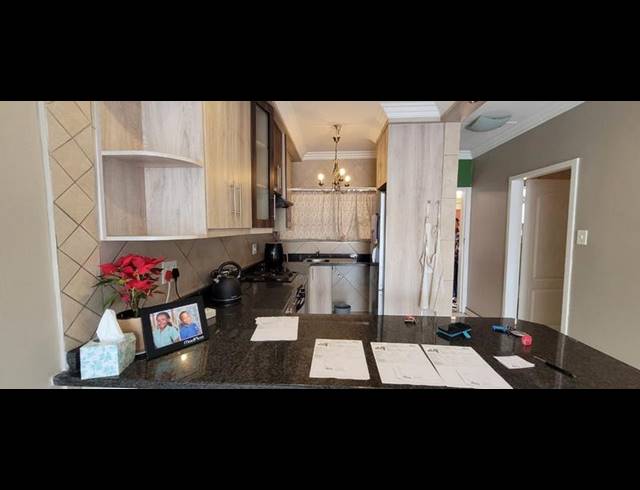 1 BEDROOM TOWNHOUSE FOR SALE IN ALBERTON NORTH